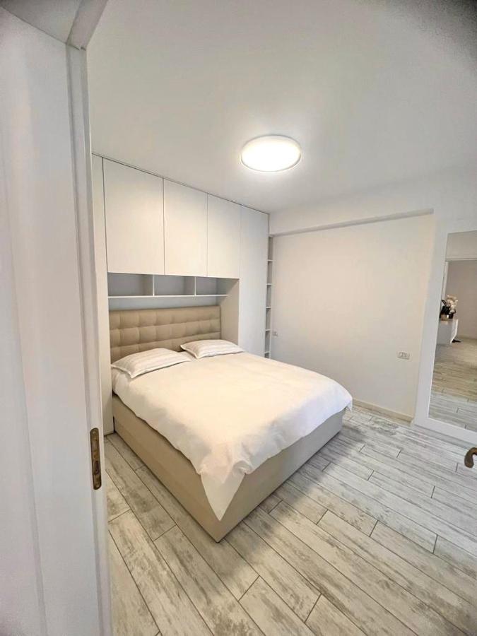 Durres Currila Modern Luxury Stunning Beach Views Eksteriør billede