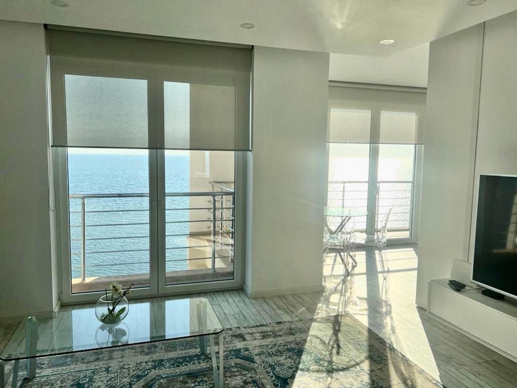 Durres Currila Modern Luxury Stunning Beach Views Eksteriør billede