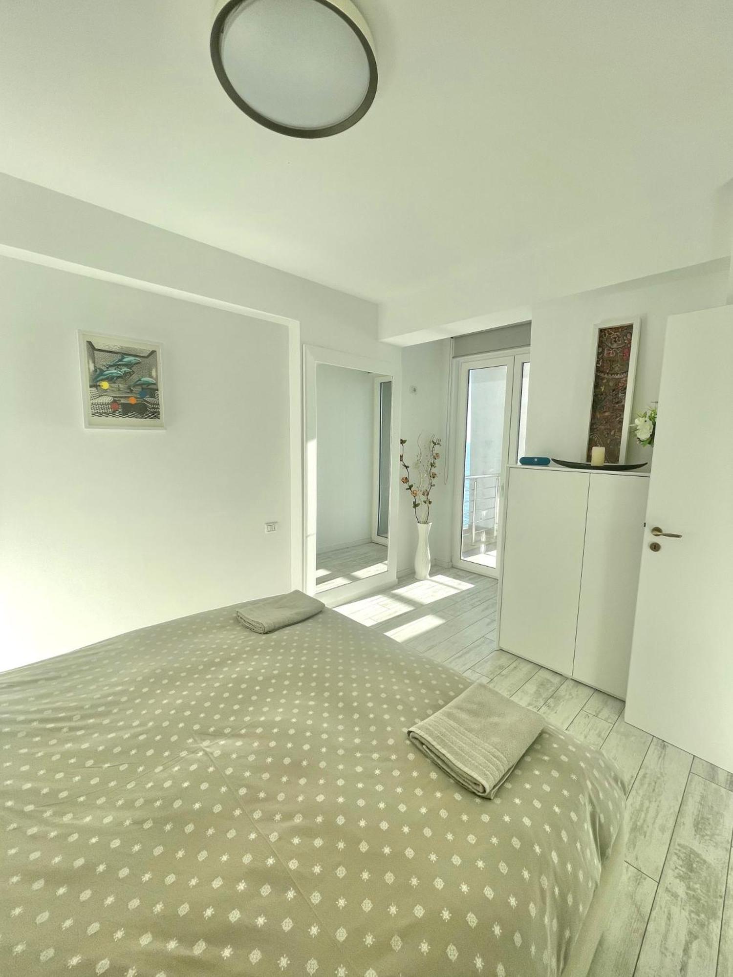 Durres Currila Modern Luxury Stunning Beach Views Eksteriør billede