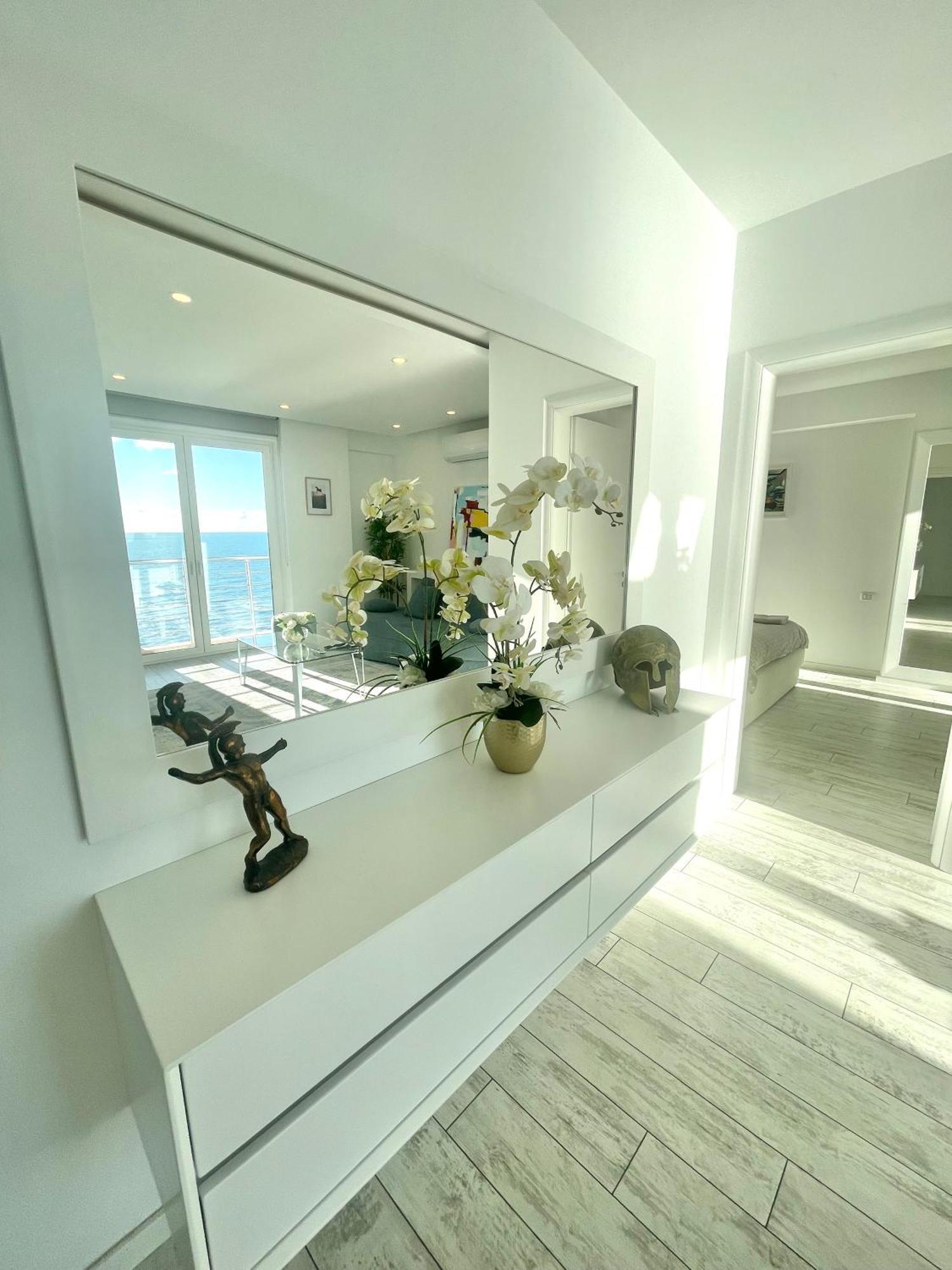 Durres Currila Modern Luxury Stunning Beach Views Eksteriør billede